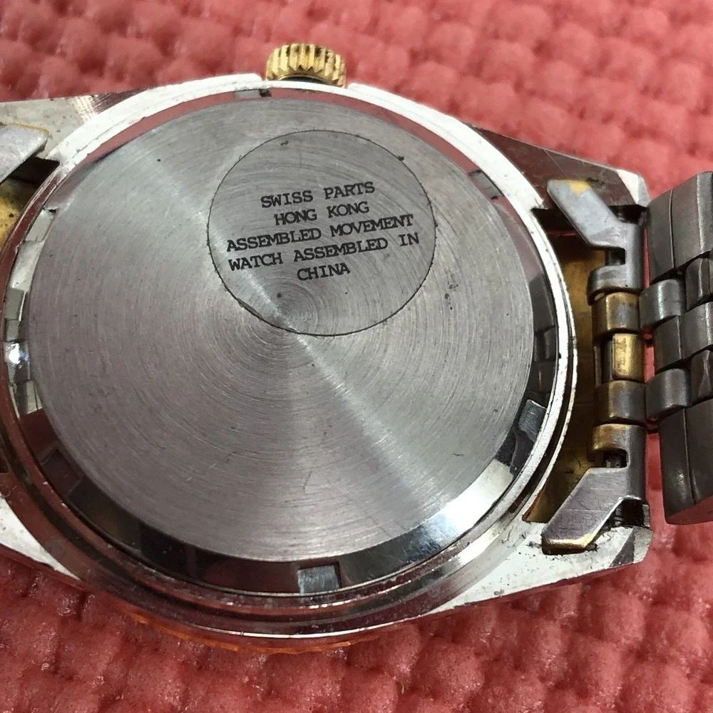 2‎ tone wristwatch men's gold and gray swiss parts made in China Needs Battery
